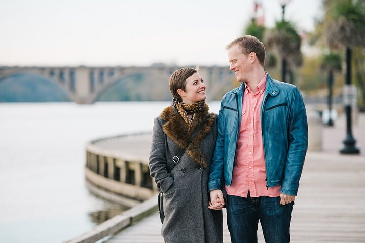 Romantic Photoshoot in Georgetown Waterfront in Washington - Photo 1 of 4